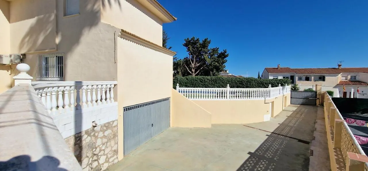 Golden Villa Costa Del Sol - Big Private Pool - Bbq - Good Location Fuengirola 0*,