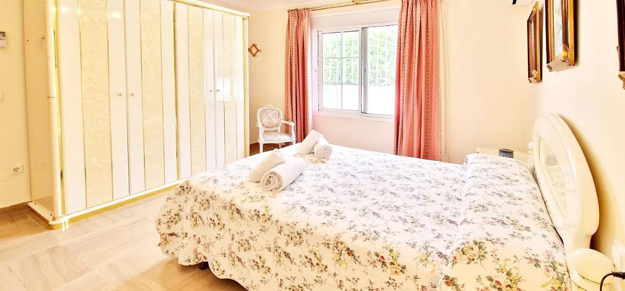 פואנגירולה Golden Villa Costa Del Sol - Big Private Pool - Bbq - Good Location